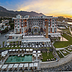 Kaya Palazzo Resort & Casino